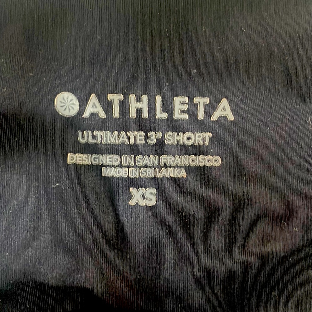 xs athleta 3” athletic shorts